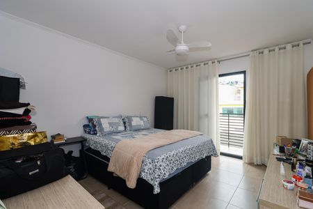 Casa para alugar com 166m², 3 quartos e 3 vagas Casa para alugar com 166m², 3 quartos e 3 vagasSuíte