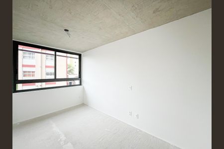 Suíte 1 de apartamento à venda com 2 quartos, 66m² em Vila Ipojuca, São Paulo