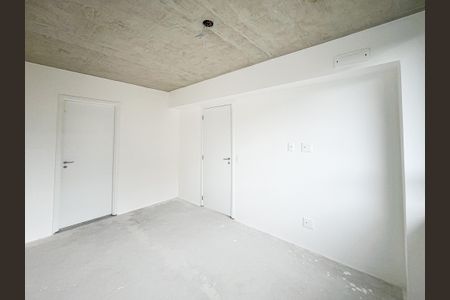 Suíte 1 de apartamento à venda com 2 quartos, 66m² em Vila Ipojuca, São Paulo