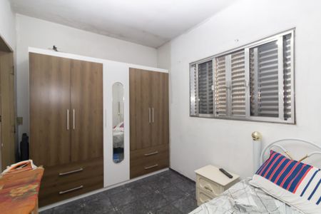 Casa à venda com 360m², 4 quartos e 2 vagas Casa à venda com 360m², 4 quartos e 2 vagasQuarto 4