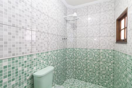 Casa à venda com 360m², 4 quartos e 2 vagas Casa à venda com 360m², 4 quartos e 2 vagasBanheiro 2