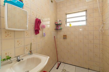 Casa à venda com 360m², 4 quartos e 2 vagas Casa à venda com 360m², 4 quartos e 2 vagasBanheiro 3