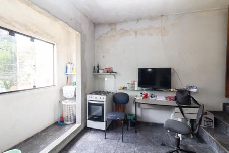 Casa à venda com 360m², 4 quartos e 2 vagas Casa à venda com 360m², 4 quartos e 2 vagasCozinha 3