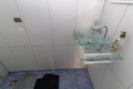 Casa à venda com 360m², 4 quartos e 2 vagas Casa à venda com 360m², 4 quartos e 2 vagasBanheiro 4