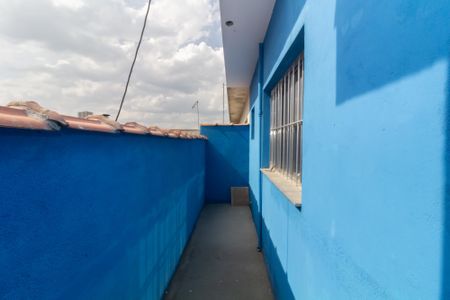 Casa à venda com 360m², 4 quartos e 2 vagas Casa à venda com 360m², 4 quartos e 2 vagasCorredor