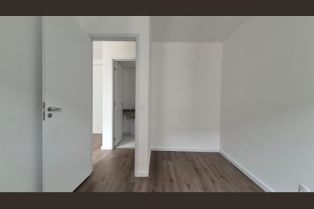 Quarto de apartamento à venda com 1 quarto, 38m² em Santa Terezinha, Santo André