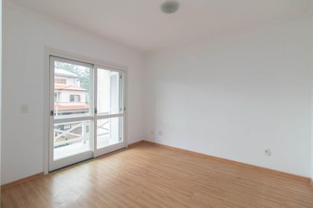 Casa para alugar com 135m², 3 quartos e 2 vagasSuíte