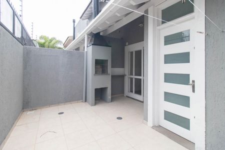 Casa para alugar com 135m², 3 quartos e 2 vagasQuintal