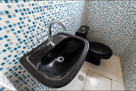 Banheiro de casa para alugar com 1 quarto, 57m² em Vila Primavera, São Paulo