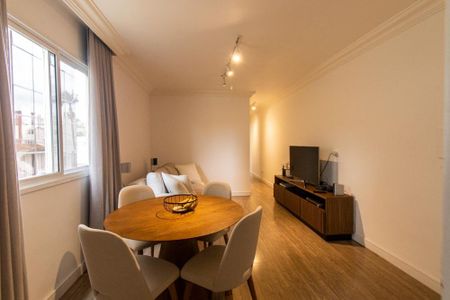Sala de apartamento para alugar com 2 quartos, 59m² em Água Verde, Curitiba