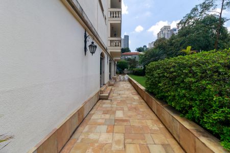 Apartamento para alugar com 136m², 4 quartos e 3 vagas Apartamento para alugar com 136m², 4 quartos e 3 vagasÁrea Comum