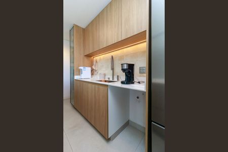 Apartamento para alugar com 136m², 4 quartos e 3 vagas Apartamento para alugar com 136m², 4 quartos e 3 vagasCozinha