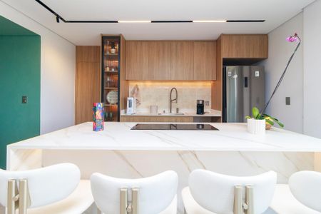 Apartamento para alugar com 136m², 4 quartos e 3 vagas Apartamento para alugar com 136m², 4 quartos e 3 vagasSala