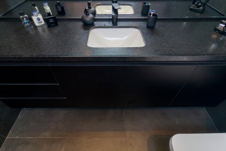 Apartamento para alugar com 136m², 4 quartos e 3 vagas Apartamento para alugar com 136m², 4 quartos e 3 vagasBanheiro 2