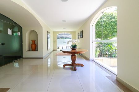 Apartamento para alugar com 136m², 4 quartos e 3 vagas Apartamento para alugar com 136m², 4 quartos e 3 vagasHall Social