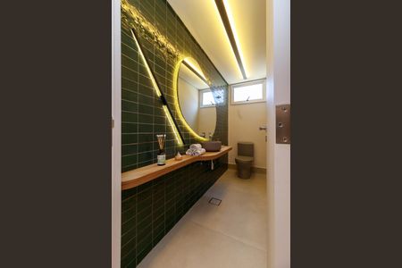 Apartamento para alugar com 136m², 4 quartos e 3 vagas Apartamento para alugar com 136m², 4 quartos e 3 vagasLavabo