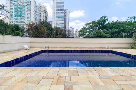 Apartamento para alugar com 136m², 4 quartos e 3 vagas Apartamento para alugar com 136m², 4 quartos e 3 vagasPiscina