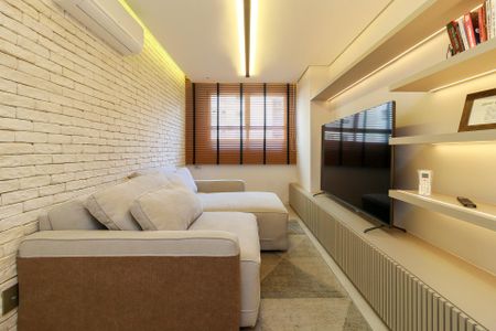 Apartamento para alugar com 136m², 4 quartos e 3 vagas Apartamento para alugar com 136m², 4 quartos e 3 vagasSala de TV