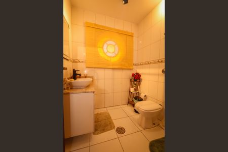 Lavabo de casa à venda com 5 quartos, 350m² em Jardim Londrina, São Paulo