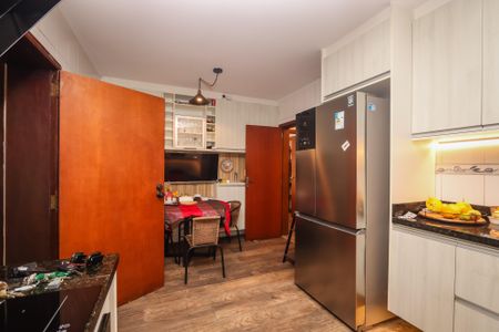 Casa à venda com 350m², 5 quartos e 5 vagasCozinha