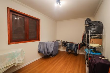 Casa à venda com 350m², 5 quartos e 5 vagasQuarto 1