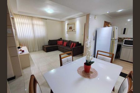 Cozinha de apartamento à venda com 3 quartos, 94m² em Amazonas, Contagem