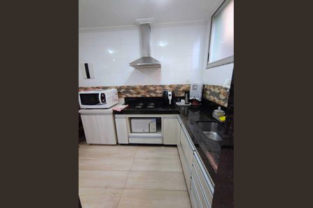 Cozinha de apartamento à venda com 3 quartos, 94m² em Amazonas, Contagem