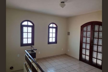 Casa à venda com 3 quartos, 175m² em Vila Rio Branco, Jundiaí