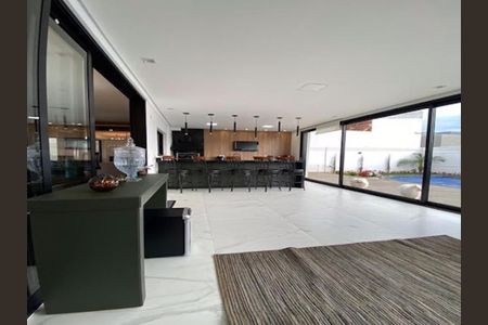 Casa à venda com 3 quartos, 315m² em Jardim Novo Mundo, Jundiaí