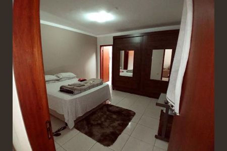 Casa à venda com 3 quartos, 255m² em Vila Margarida, Jundiaí