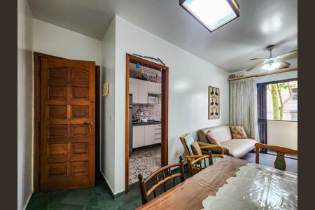 Sala de apartamento para alugar com 1 quarto, 76m² em Embaré, Santos