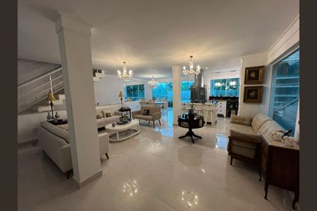 Casa de Condomínio à venda com 4 quartos, 300m² em Brooklin, São Paulo