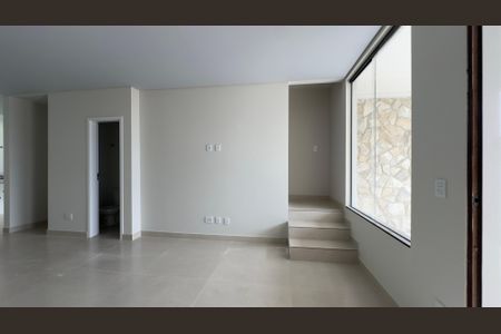 Sala de casa à venda com 3 quartos, 146m² em Estoril, Belo Horizonte