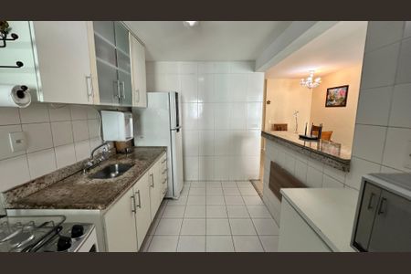 Apartamento para alugar com 70m², 2 quartos e 1 vagaCozinha