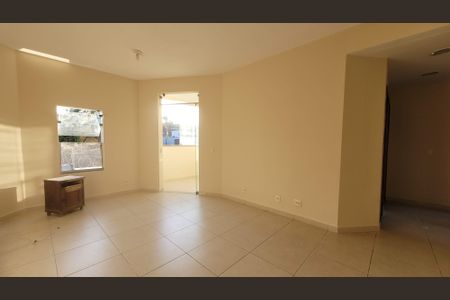 Sala de apartamento para alugar com 3 quartos, 70m² em Angola, Betim