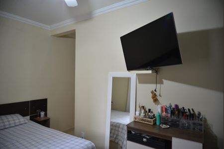 Apartamento à venda com 60m², 2 quartos e 2 vagasQuarto 2