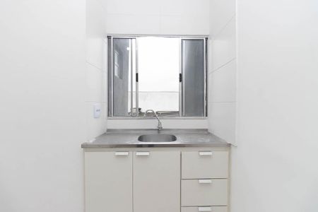 Cozinha de casa para alugar com 1 quarto, 18m² em Vila Maria Baixa, São Paulo