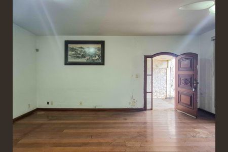 Sala de casa de condomínio à venda com 5 quartos, 197m² em Vila Pirajussara, São Paulo