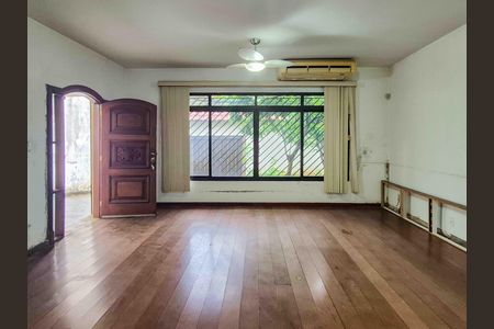 Sala de casa de condomínio à venda com 5 quartos, 197m² em Vila Pirajussara, São Paulo