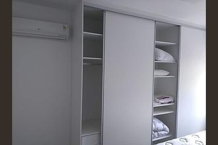 Apartamento à venda com 59m², 1 quarto e 1 vaga