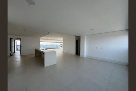 Apartamento à venda com 4 quartos, 260m² em Real Parque, São Paulo