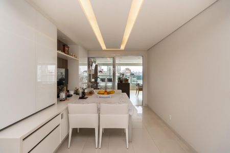 Apartamento à venda com 4 quartos, 335m² em Moema, São Paulo