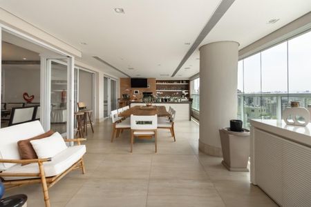 Apartamento à venda com 4 quartos, 335m² em Moema, São Paulo