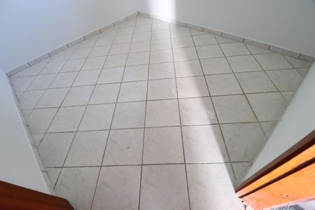 Quarto 1 de casa para alugar com 2 quartos, 85m² em Santa Mônica, Uberlândia