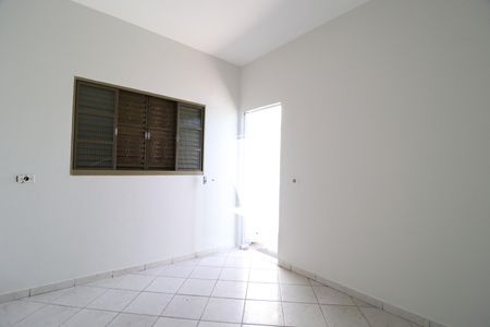 Sala de casa para alugar com 2 quartos, 85m² em Santa Mônica, Uberlândia