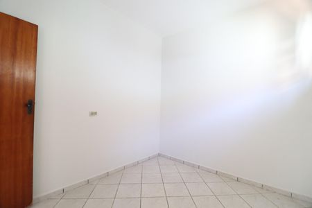 Quarto 1 de casa para alugar com 2 quartos, 85m² em Santa Mônica, Uberlândia