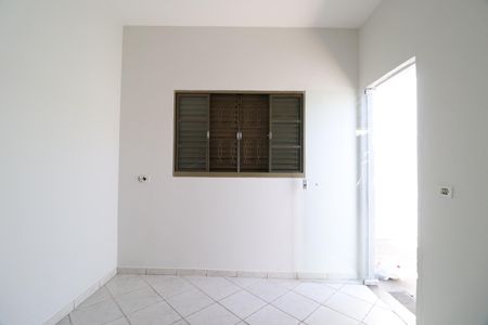Sala de casa para alugar com 2 quartos, 85m² em Santa Mônica, Uberlândia