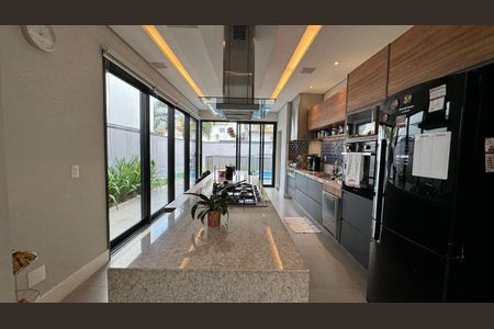 Casa de Condomínio à venda com 3 quartos, 188m² em Swiss Park, Campinas