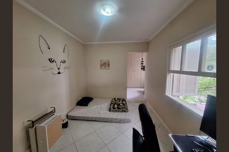 Casa à venda com 3 quartos, 269m² em Vila Congonhas, São Paulo