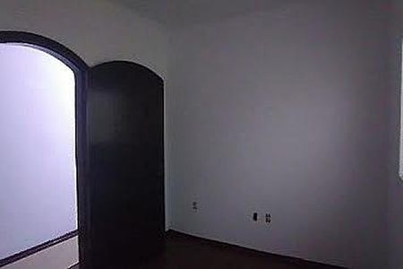 Casa à venda com 2 quartos, 150m² em Parque Novo Oratório, Santo André